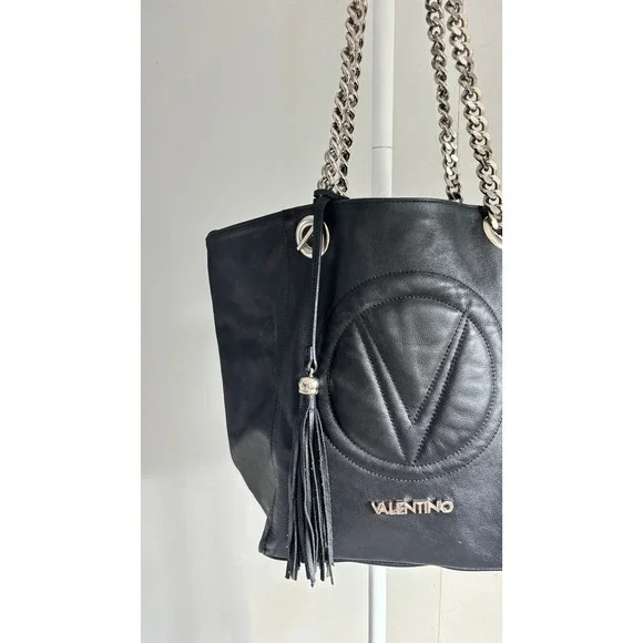 $1,095 Authentic Valentino Tote Bag Black Leather Silver Chain Strap V Logo - Picture 3 of 16